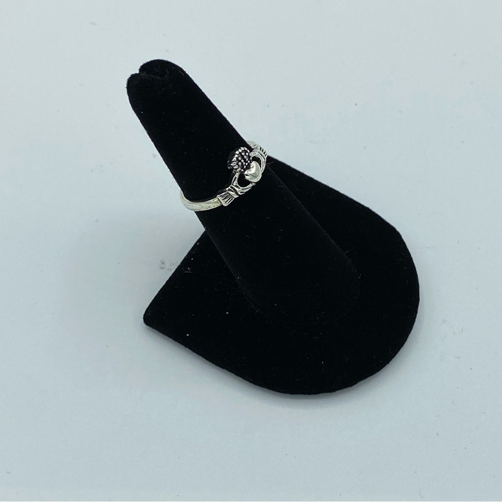 Silver Buffy The Vampire Slayer Irish Claddagh Loyalty Love Ring - Picture 4 of 7
